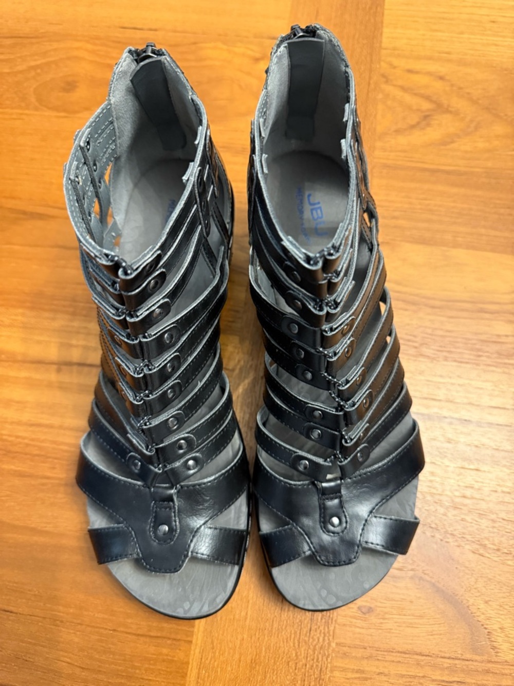 JBU Black Strappy Zip Gladiator Sandals - Size 9